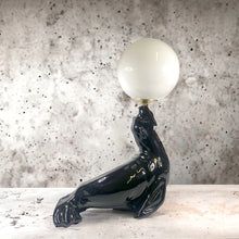 Charger l'image dans la galerie, Lampe otarie vintage XXL en céramique noire