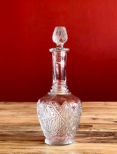 Load image into Gallery viewer, Glass carafe