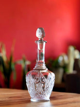 Load image into Gallery viewer, Glass carafe