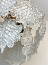 Charger l'image dans la galerie, Lustre en feuilles de verre de Murano