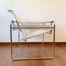 Load image into Gallery viewer, Wassily b3 armchair by Marcel Breuer