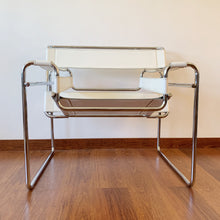 Load image into Gallery viewer, Wassily b3 armchair by Marcel Breuer