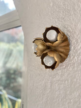 Load image into Gallery viewer, Pair of sconces with flowers, 1970