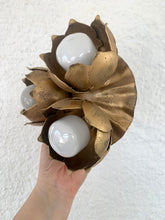 Load image into Gallery viewer, Pair of sconces with flowers, 1970