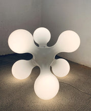 Charger l'image dans la galerie, Suspension ou lampe à poser « Atomium » dessinée par Hopf & Wortmann pour Kundalini