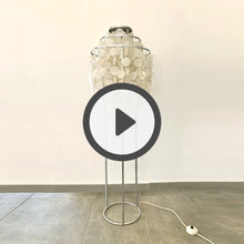 Load image into Gallery viewer, https://cdn.shopify.com/s/files/1/0082/4695/1972/files/lampadaire-nacre.mp4?v=1652946082