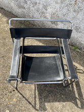 Load image into Gallery viewer, Wassily B3 armchair by Marcel Breuer