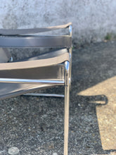 Load image into Gallery viewer, Wassily B3 armchair by Marcel Breuer