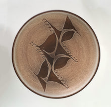 Load image into Gallery viewer, Handmade ceramic fruit bowl "Serra", 1960