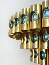 Charger l'image dans la galerie, Lustre en tubes de laiton des années 60