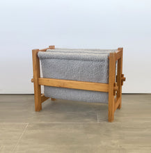 Load image into Gallery viewer, Wood and curly fabric magazine rack, 1970