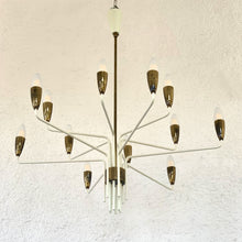 Charger l'image dans la galerie, Lustre 12 bras attribué à Stilnovo, 1950