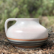 Charger l'image dans la galerie, Ensemble de 4 tasses & carafe vintage