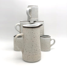 Load image into Gallery viewer, Set of 6 cups & carafe