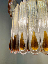 Charger l'image dans la galerie, Lustre Mazzega par Carlo Nason en verre de Murano
