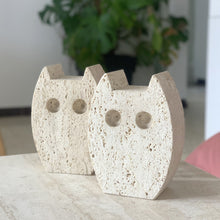 Load image into Gallery viewer, Pair of travertine bookends or sculptures by Fratelli Mannelli, 1970
