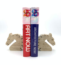 Load image into Gallery viewer, Pair of bookends "horse" in travertine by Fratelli Mannelli