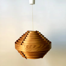 Charger l'image dans la galerie, Suspension scandinave des années 60 dans le goût de Hans Agne Jakobsson