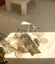 Charger l'image dans la galerie, Paire d'appliques vintage 1970