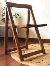 Charger l'image dans la galerie, Lot de 2 chaises pliantes Aldo Jacober vintage années 60