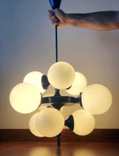 Charger l'image dans la galerie, Lustre sputnik Space-Age des années 60