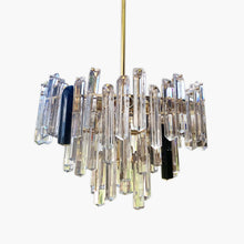 Charger l'image dans la galerie, Lustre trièdre Venini en verre de Murano