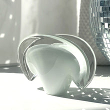 Load image into Gallery viewer, Vetri shell in Murano glass (Sommerso technique)