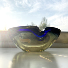 Load image into Gallery viewer, Murano glass ashtray or pocket (SOMMERSo TECHNIQUE)