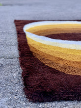 Charger l'image dans la galerie, Tapis vintage en laine