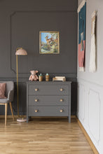 Load image into Gallery viewer, Antique painting "deer".