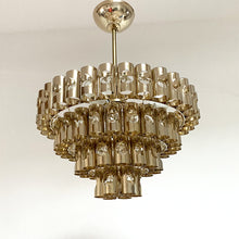 Charger l'image dans la galerie, Lustre en tubes de laiton des années 60, attribué à Sciolari
