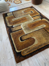 Charger l&#39;image dans la galerie, Tapis vintage 170 x 235 cm