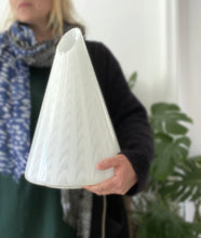 Load image into Gallery viewer, Large conical lamp Vetri Murano
