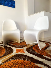 Cargar imagen en el visor de la galería, Silla Verner Panton, edición Vitra (3 disponibles)