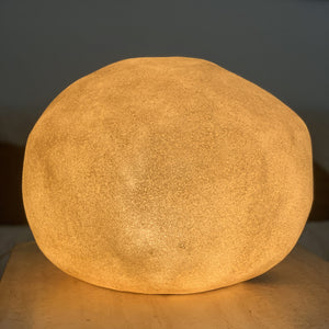 Grande lampe modèle “Caillou” ou “Dora” par André Cazenave