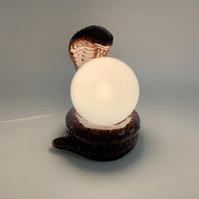 Charger l&#39;image dans la galerie, Lampe cobra en céramique, 1970