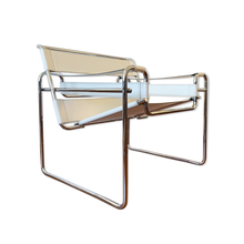 Load image into Gallery viewer, Wassily b3 armchair by Marcel Breuer