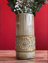 Charger l&#39;image dans la galerie, Vase en céramique