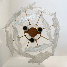 Cargar imagen en el visor de la galería, Lampara de hojas de cristal de Murano