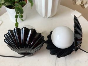 Lampe coquillage vintage en céramique noire