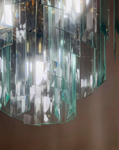 Load image into Gallery viewer, Italian chandelier from the 70s