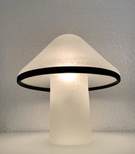 Cargar imagen en el visor de la galería, Lámparas en forma de seta de cristal de Murano (disponibles individualmente o en conjunto)