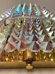 Un par de apliques de cristal iridiscentes de Kinkeldey