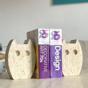 Pair of travertine bookends or sculptures by Fratelli Mannelli, 1970
