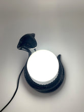 Charger l&#39;image dans la galerie, Lampe cobra en céramique noire