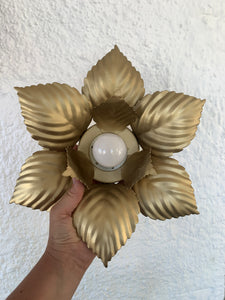 Aplique flor dorada vintage (1 disponible)