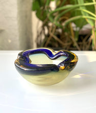 Load image into Gallery viewer, Murano glass ashtray or pocket (SOMMERSo TECHNIQUE)