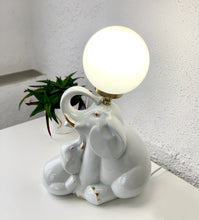 Load image into Gallery viewer, Vintage elephant lamp